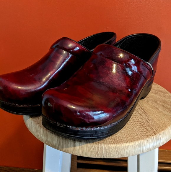dansko professional cordovan cabrio